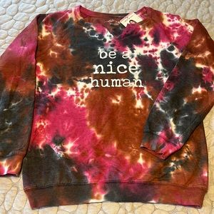 🆕NWT Women’s STATE of MIND Ruby tie dye BE a Nice Human sweatshirt SZ Small